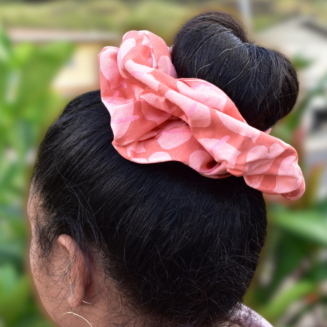 Peach Anthurium Biggy Scrunch