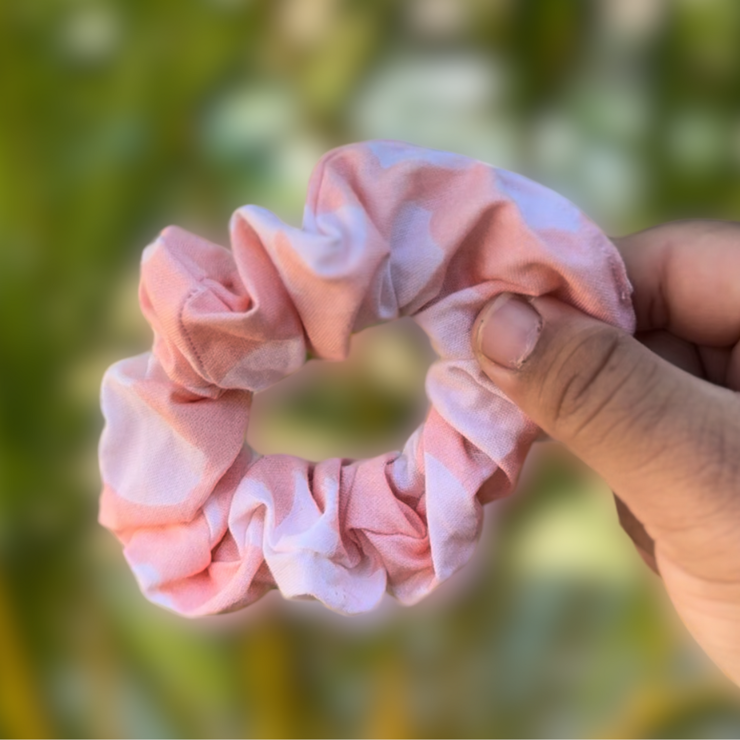 Hibiscus Paradise Teenie Scrunch
