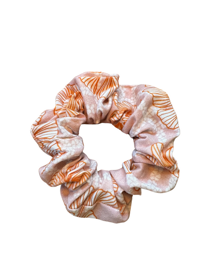 Hibiscus Blossom Teenie Scrunch